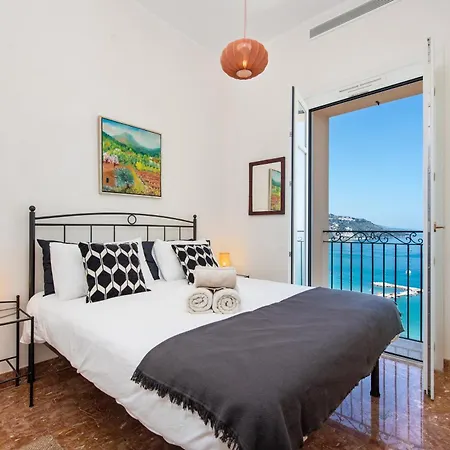 Appartement Maison Garavan - Somptueux 2 Pièces - Vue - *