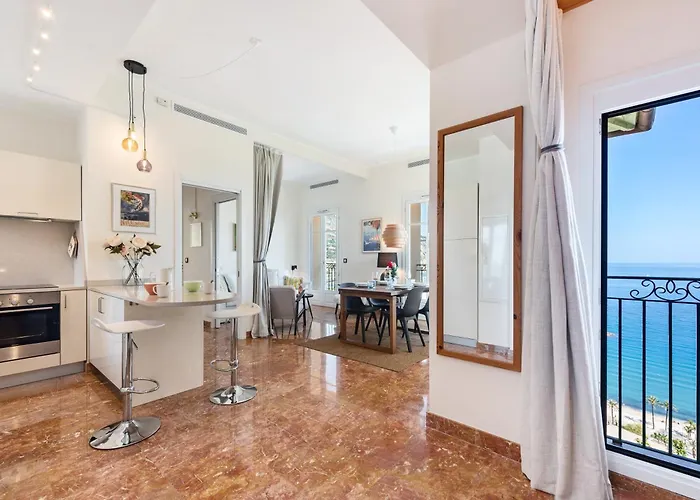 Maison Garavan - Somptueux 2 Pieces - Vue - 아파트 *